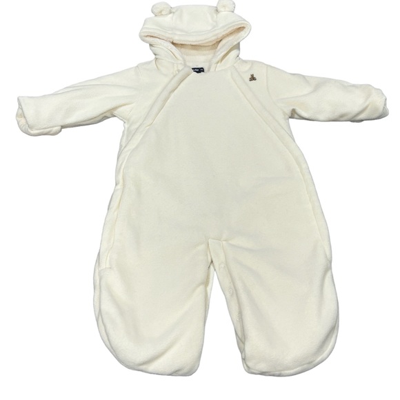 GAP Other - Gap baby‎ one piece bear detail white slumber winter suit 6-12 months